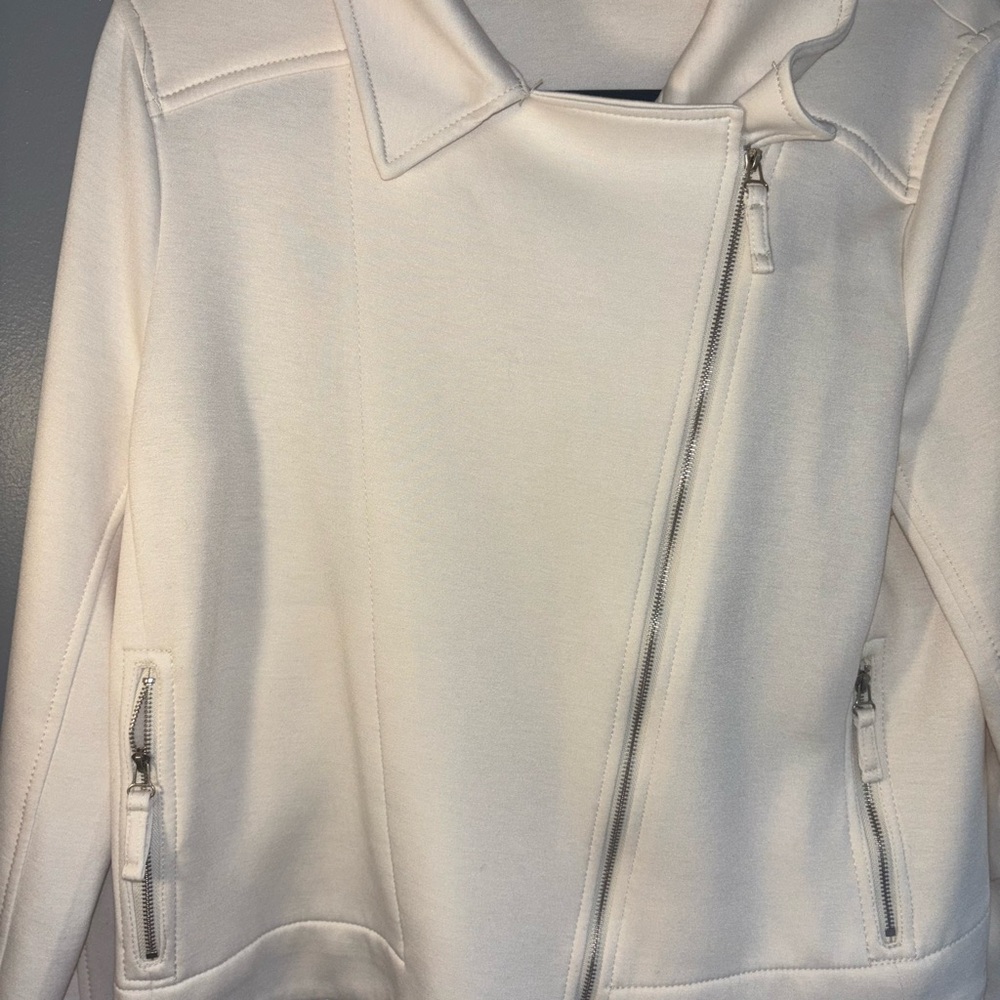 Max Studio Off-White Asymmetrical Zip Jacket